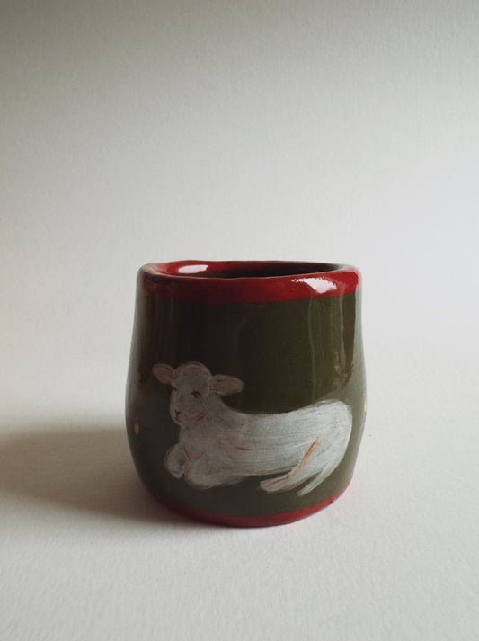 Little lamb pot