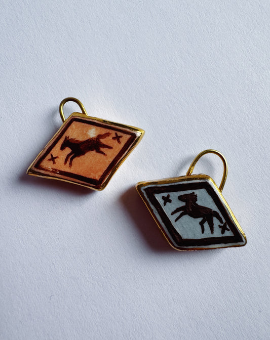 Horse Pendant - Pink Diamond